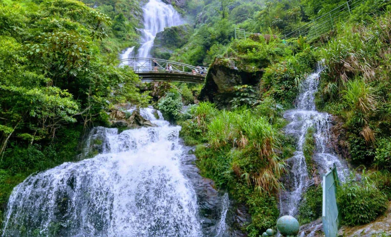 Thác Bạc SaPa - ảnh 4