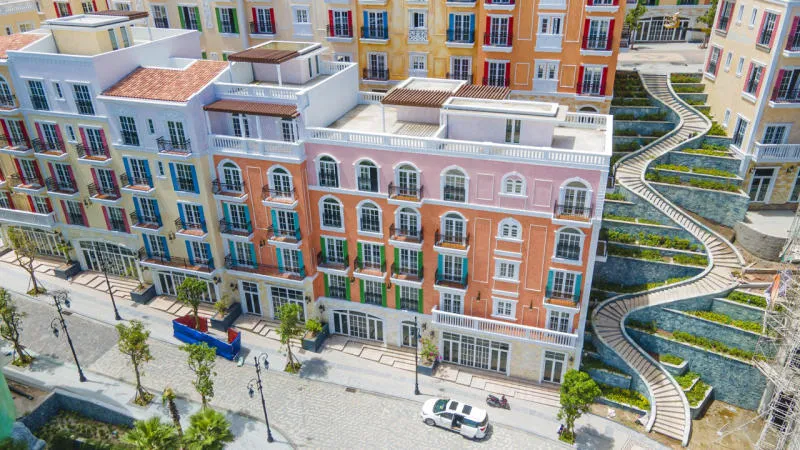 Thị trấn Hoàng Hôn - Sunset Town - ảnh 5