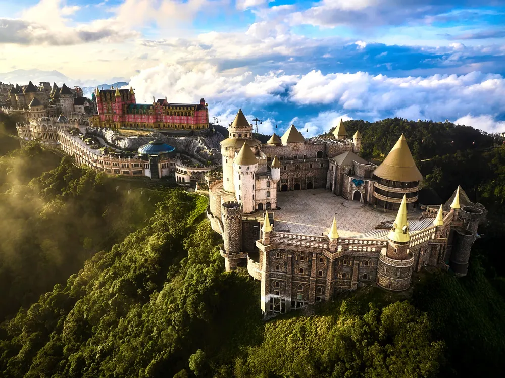 Tour Khám Phá Bà Nà Hills 1 Ngày: Lịch Trình Chi Tiết Và Trọn Vẹn Nhất 1