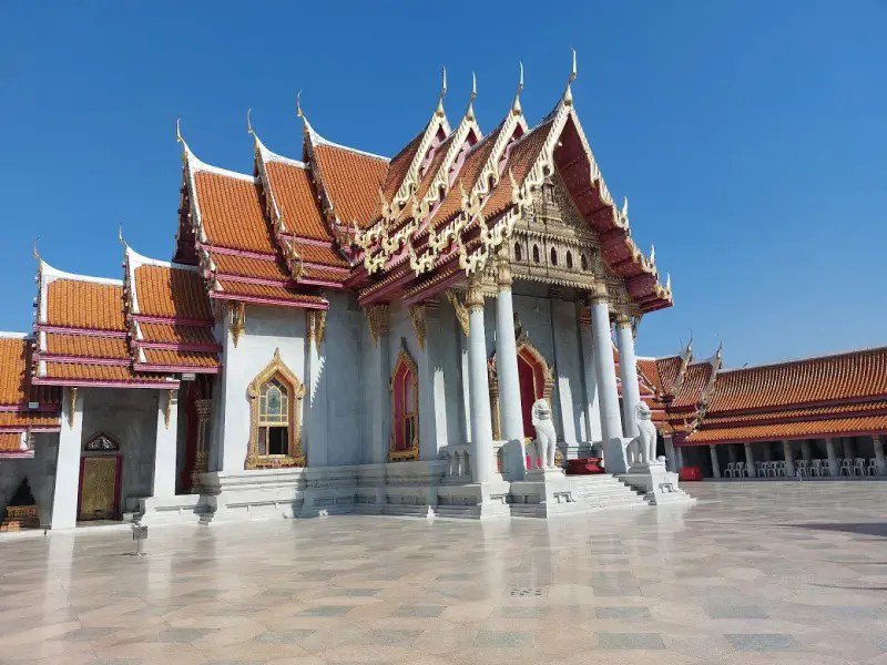 Chùa Wat Benchamabophit - ảnh 6