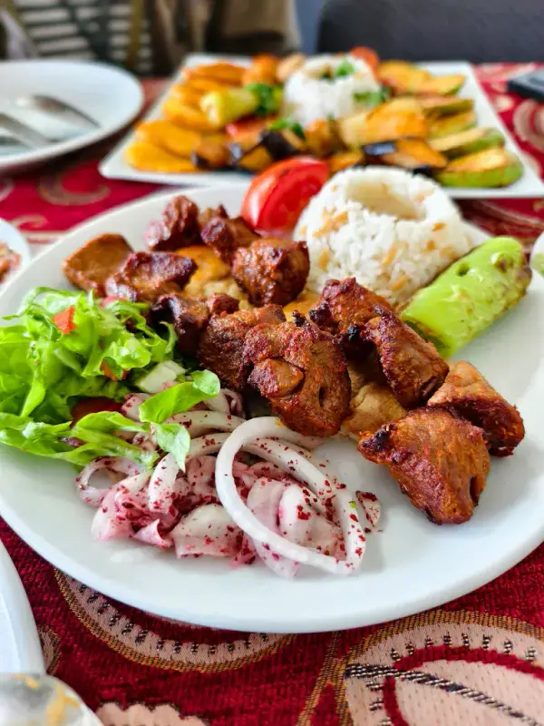CANCAN Cafe and Restaurant - ảnh 4