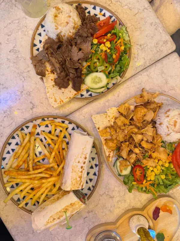 Casaba Cafe - ảnh 3
