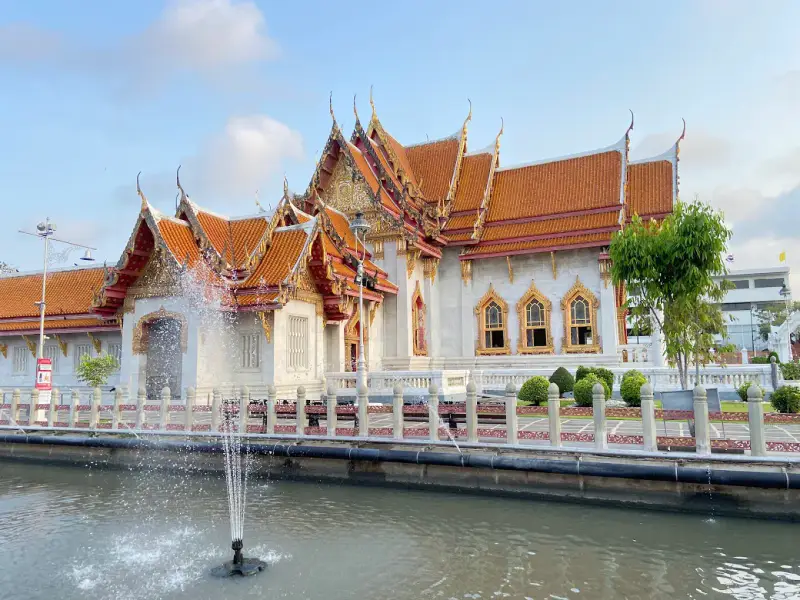 Chùa Wat Benchamabophit - ảnh 5