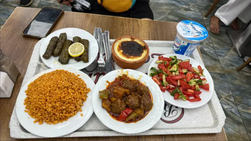 Balkan Restaurant - ảnh 5