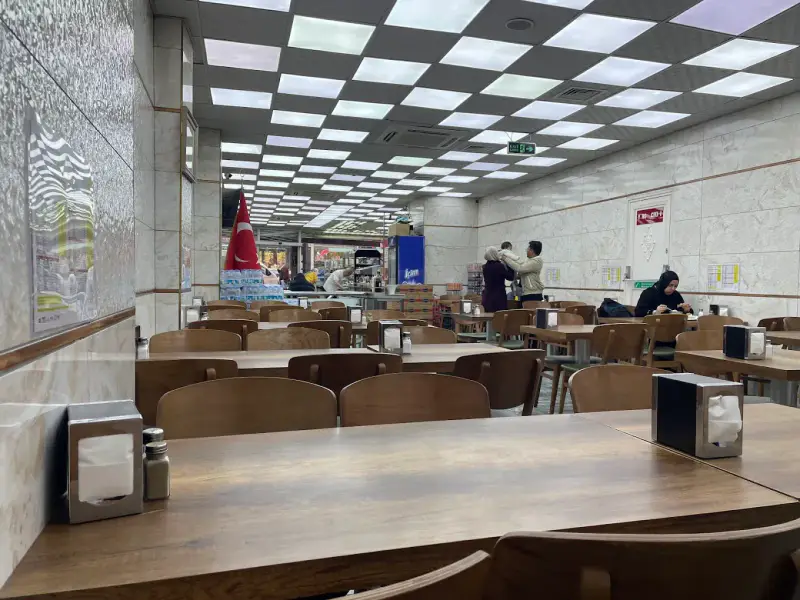 Balkan Restaurant - ảnh 4