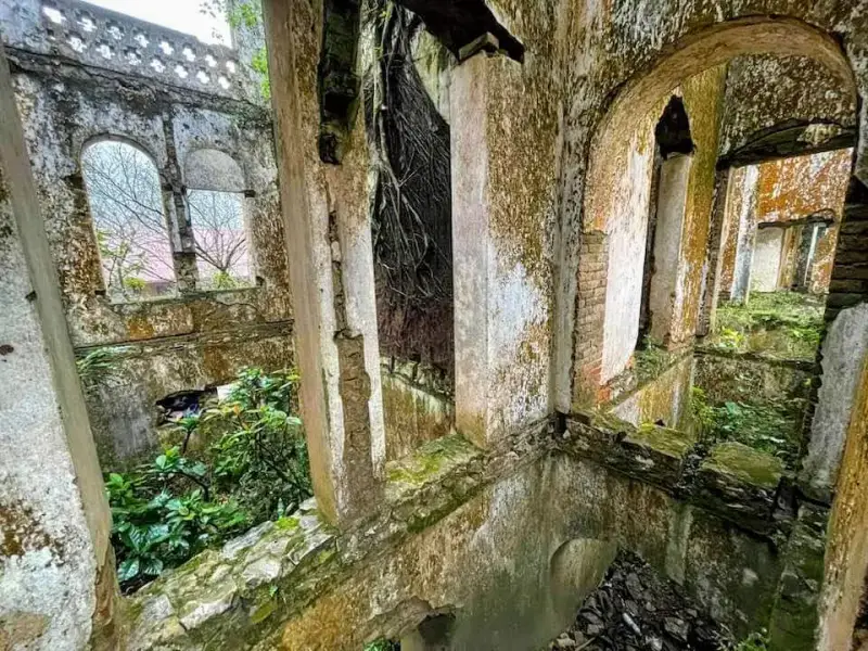 Tu Viện Cổ Tả Phìn - ảnh 5
