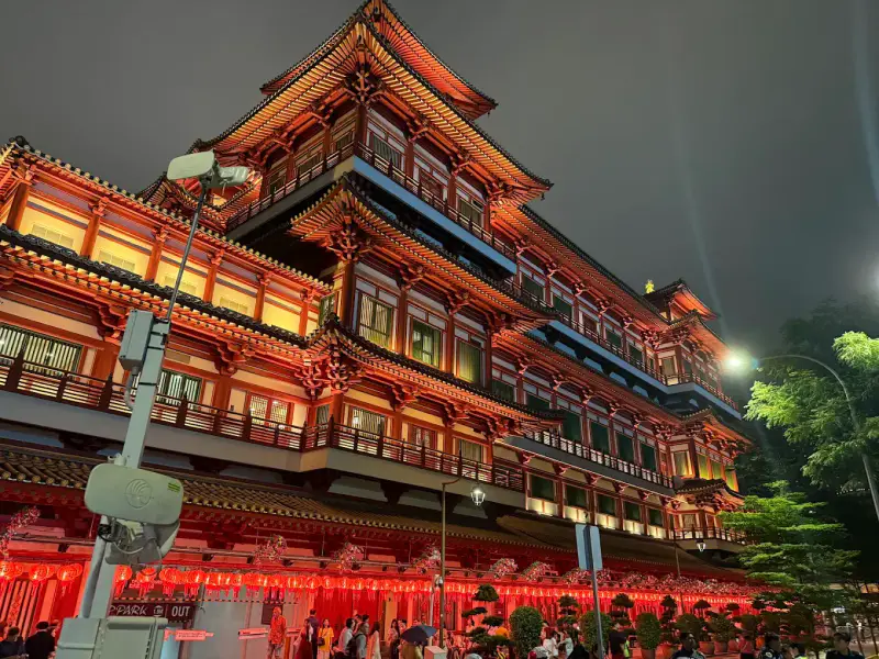 Chùa Phật Nha (Buddha Tooth Relic Temple) - ảnh 2