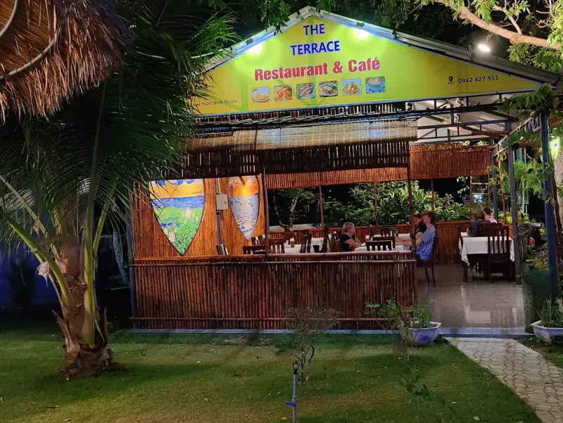 By teras Restaurant - ảnh 6