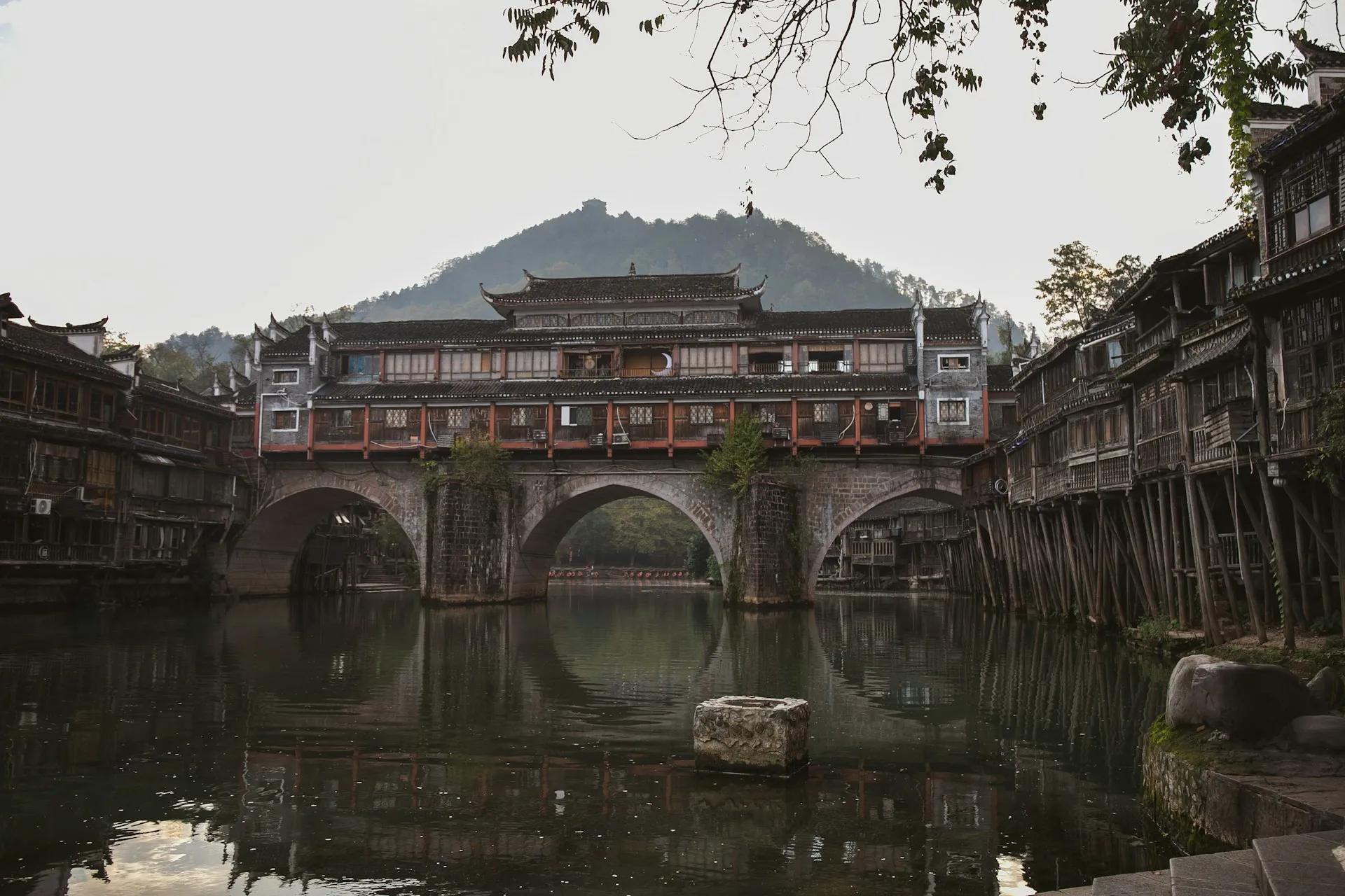 Tour Trung Quốc 6 ngày 5 đêm: Phượng Hoàng Cổ Trấn - Trương Gia Giới 1