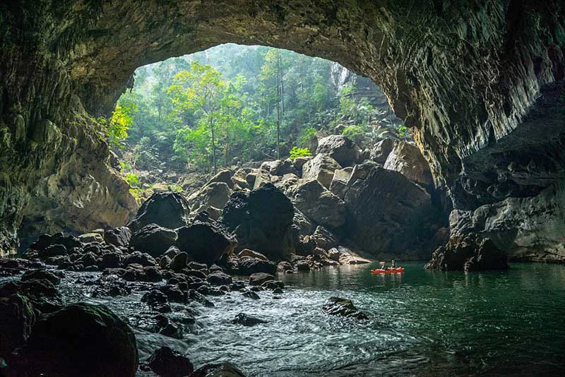 Hang Tiên Bảo Nhai